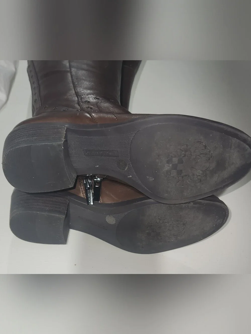 Vince Camuto Bestan Two Stone Antique OTK Leather Boots Size 7.5